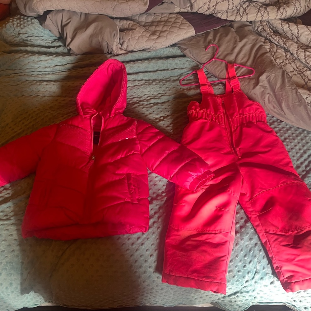 3T Snow pants and puffy jacket
